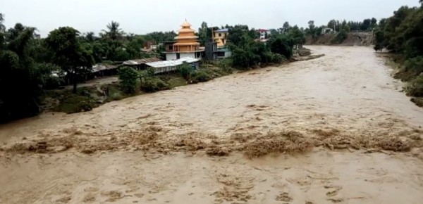 खोलामा आएको बाढीले बगाएर एक वृद्धको मृत्यु