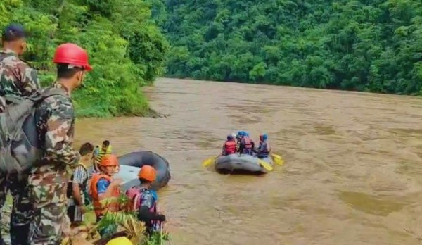 जिल्ला प्रशासन चितवनले सार्वजनिक गर्यो त्रिशुलीमा बेपत्ता यात्रुको विवरण (नामसहित)