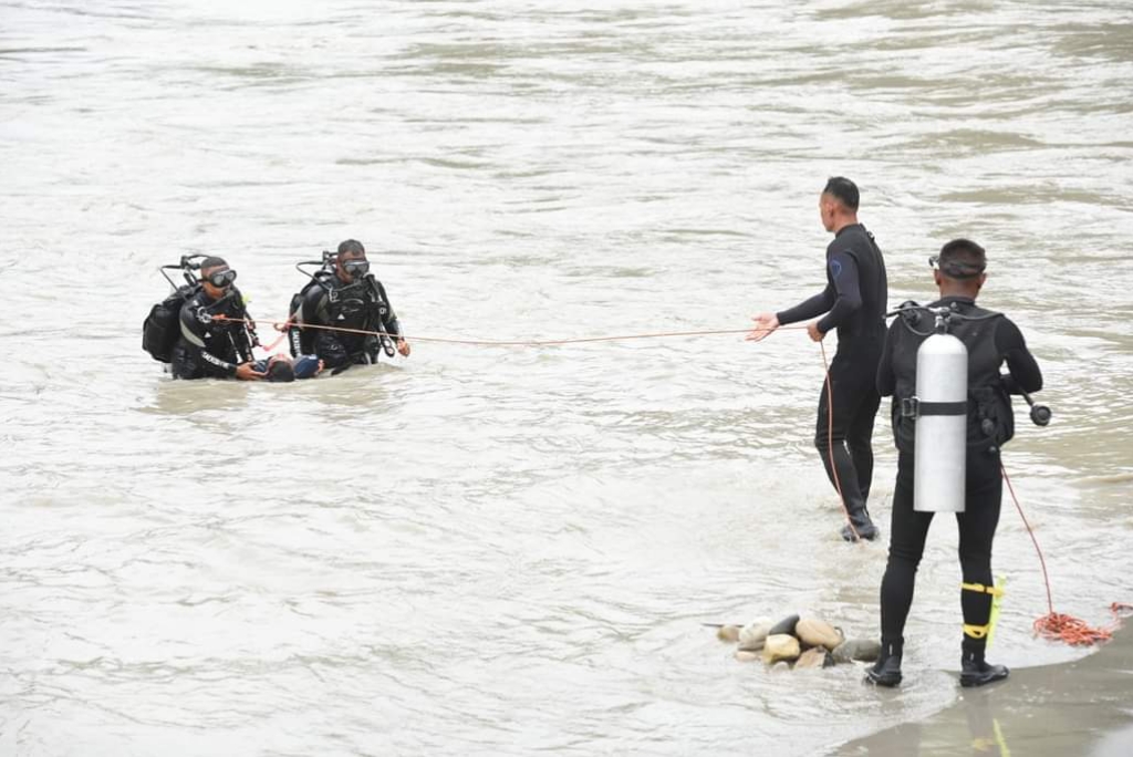 नेपालमा १ सय १० पुग्यो गोताखोरको संख्या